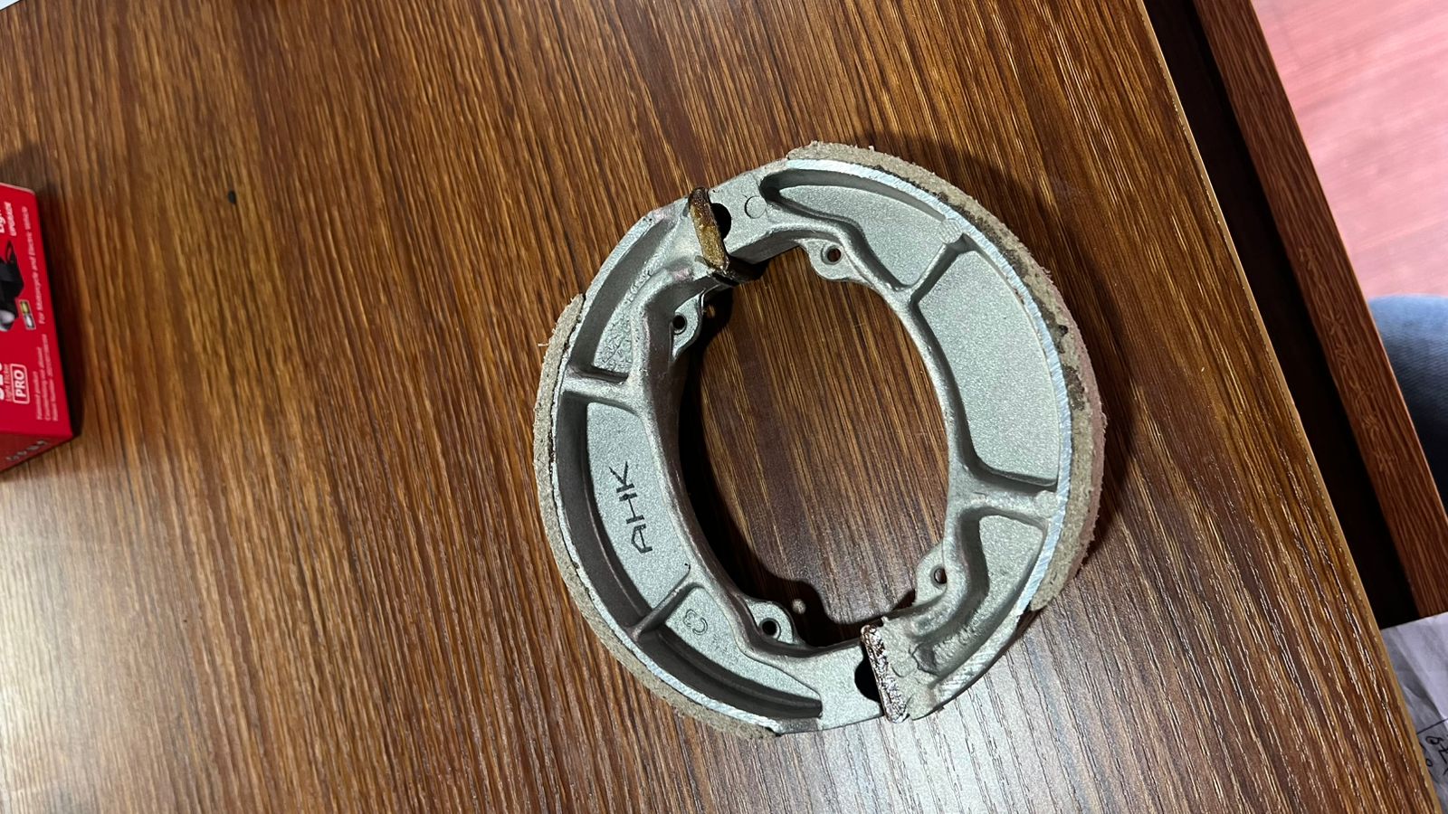 AHK Rear Brake Shoe for Dio, Shine, Hornet, Aviator, Super Splendor & Hero Honda